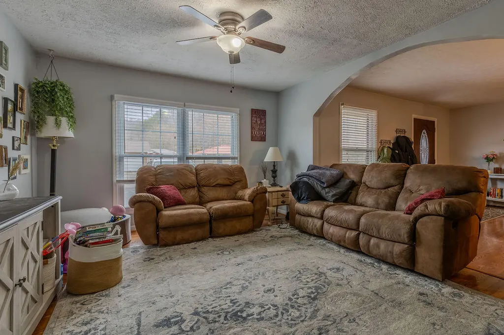 223 Maher Drive Morehead KY 40351
