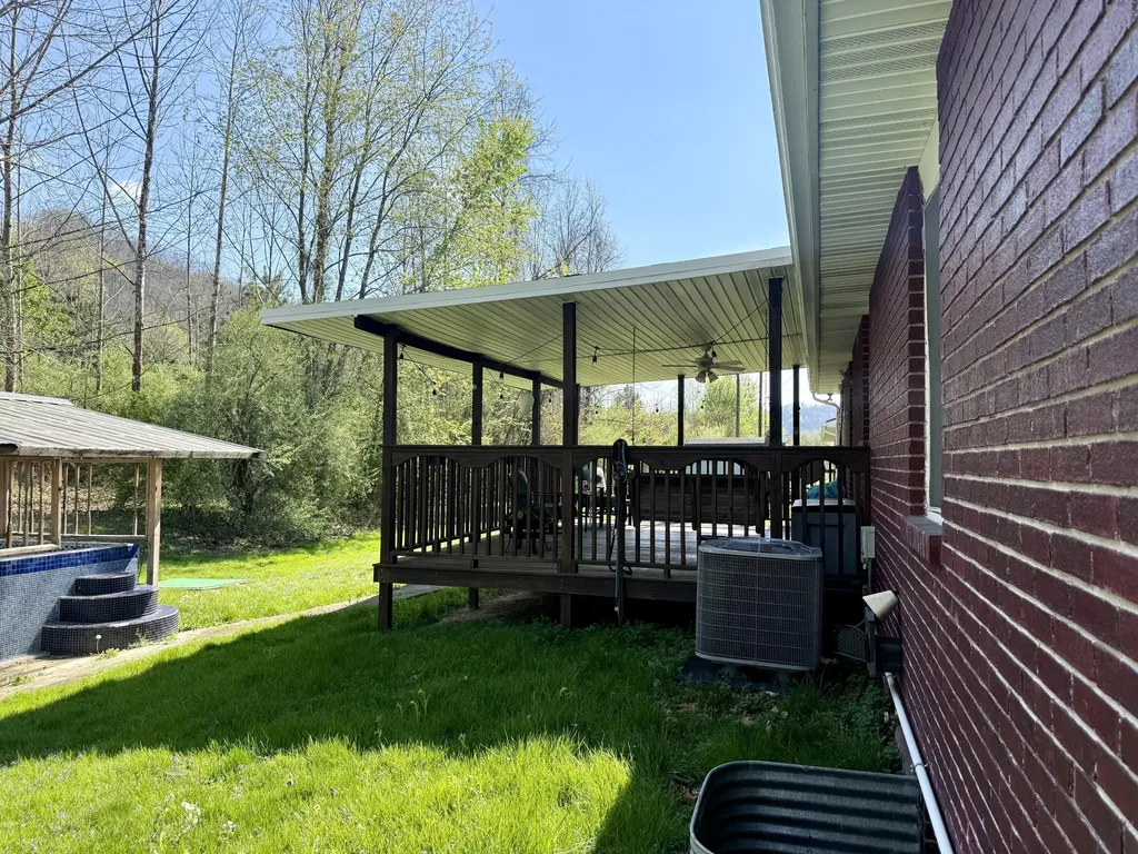 223 Maher Drive Morehead KY 40351