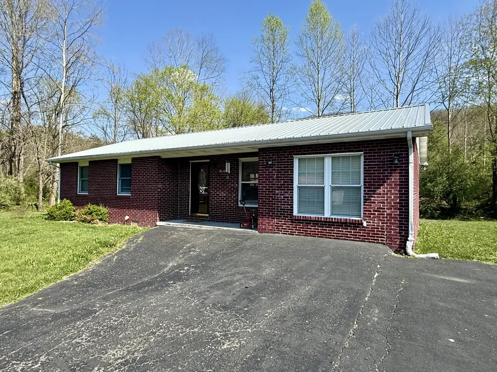 223 Maher Drive Morehead KY 40351