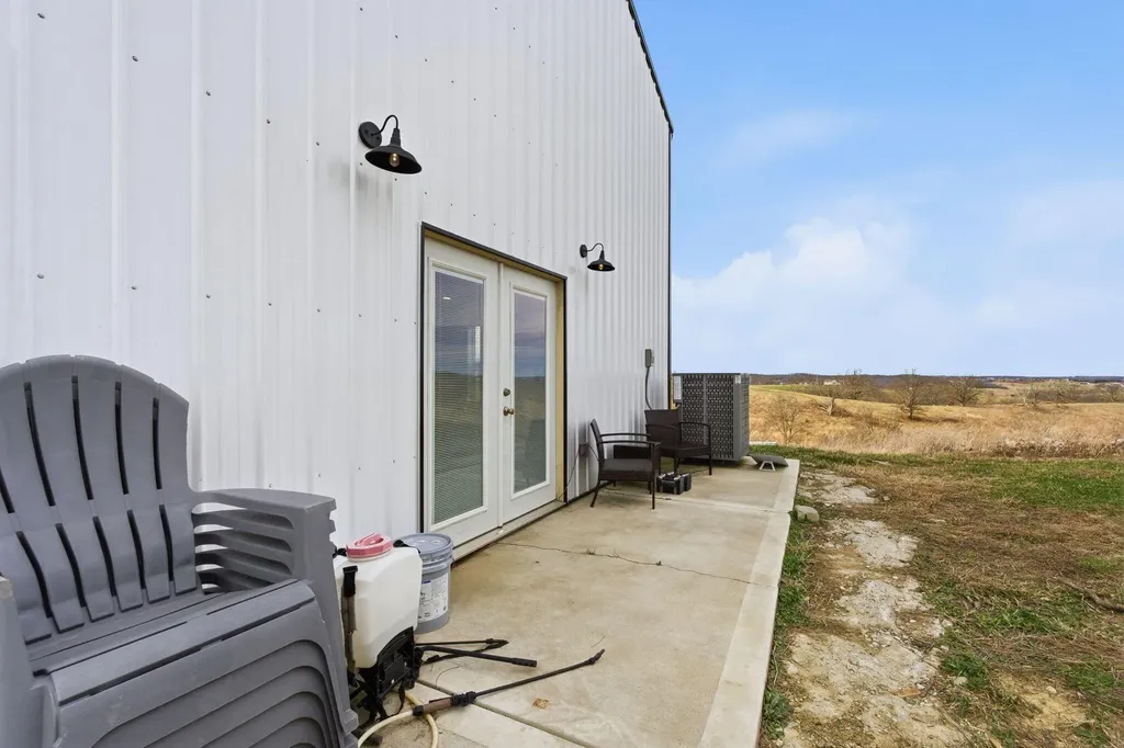 1174 Hughes Lane Cynthiana KY 41031