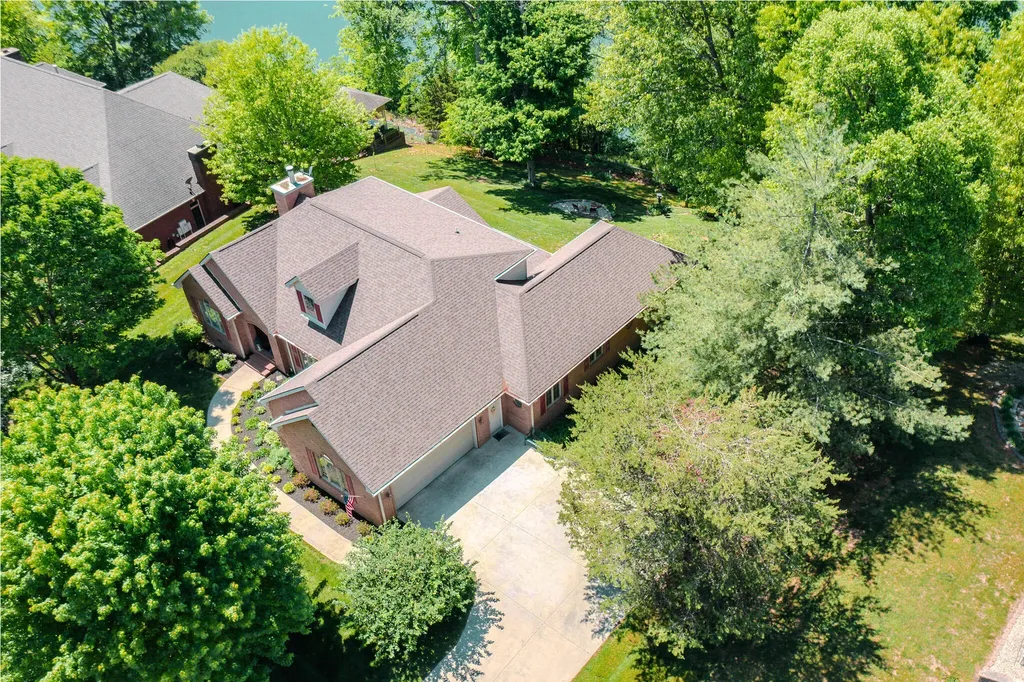 512 Water Cliff Drive Somerset KY 42503