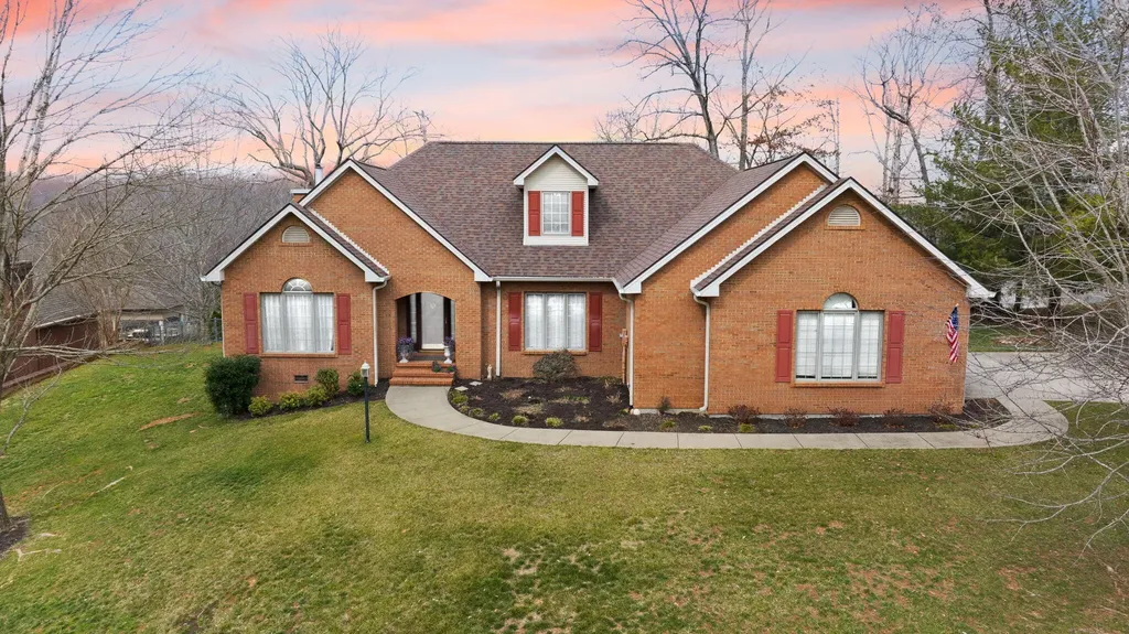 512 Water Cliff Drive Somerset KY 42503