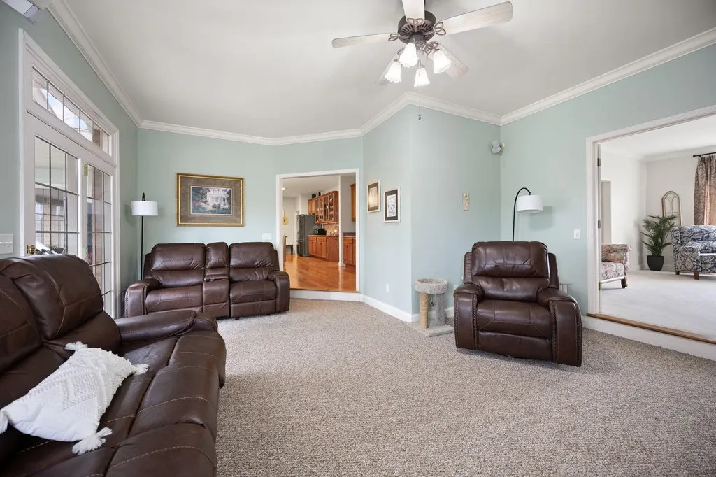 512 Water Cliff Drive Somerset KY 42503