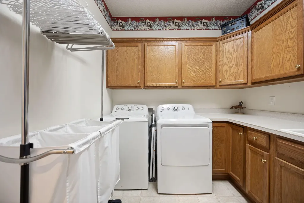 512 Water Cliff Drive Somerset KY 42503
