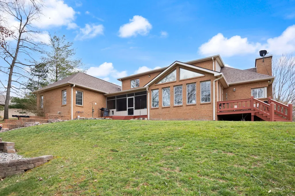 512 Water Cliff Drive Somerset KY 42503