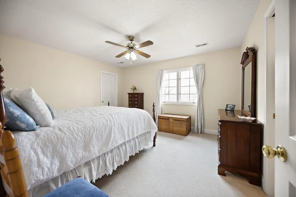 512 Water Cliff Drive Somerset KY 42503