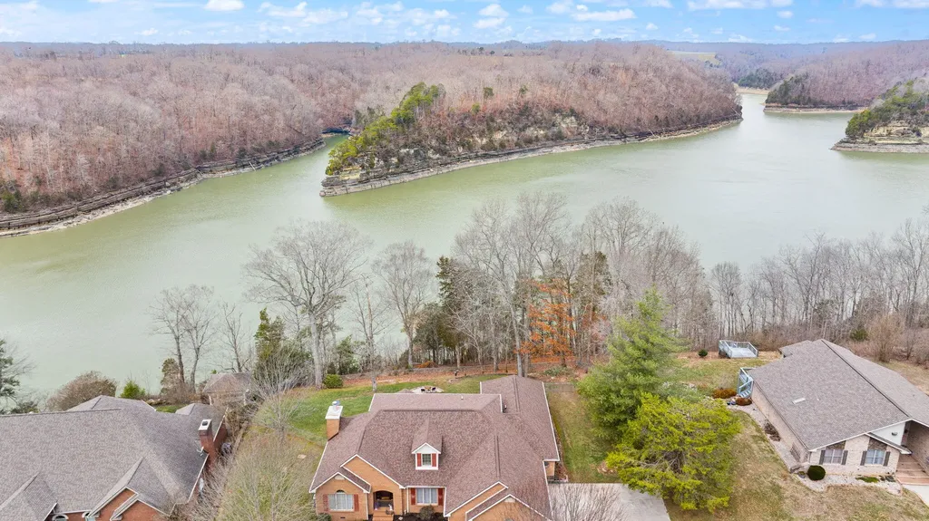 512 Water Cliff Drive Somerset KY 42503