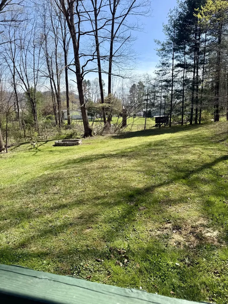 9851 Cranston Road Morehead KY 40351