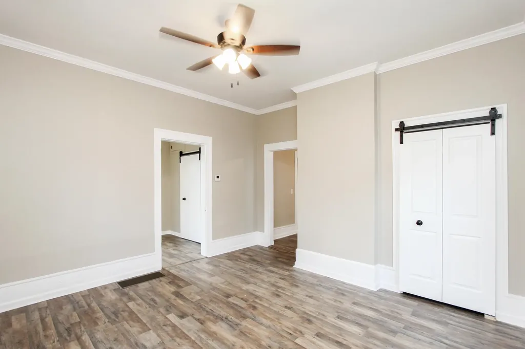 307 E Woodford Street Lawrenceburg KY 40342