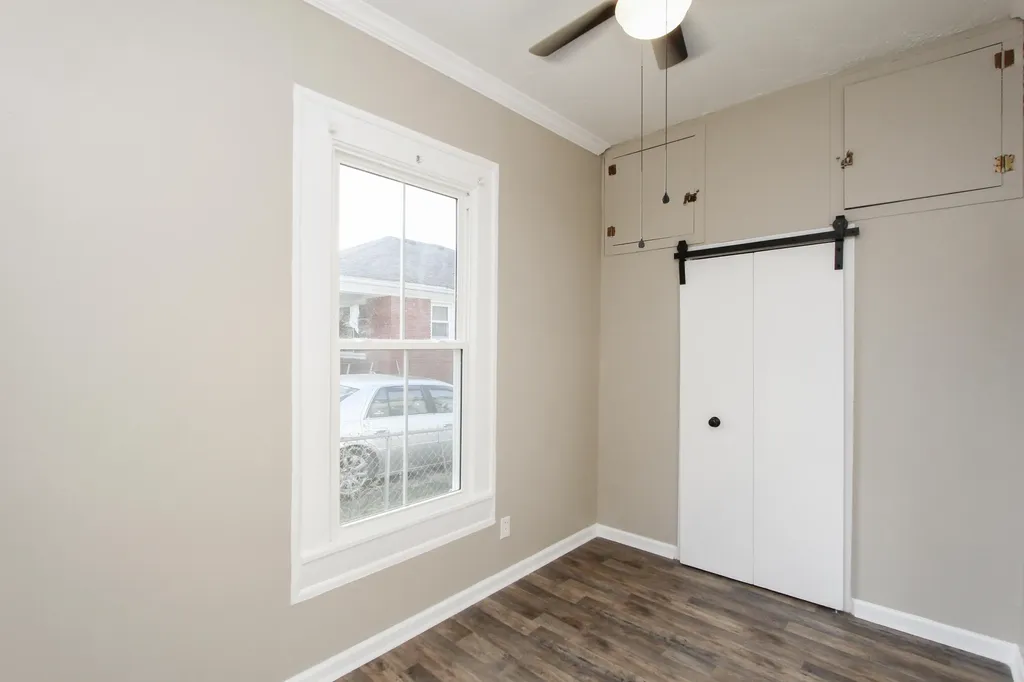 307 E Woodford Street Lawrenceburg KY 40342
