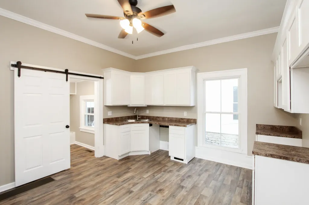 307 E Woodford Street Lawrenceburg KY 40342