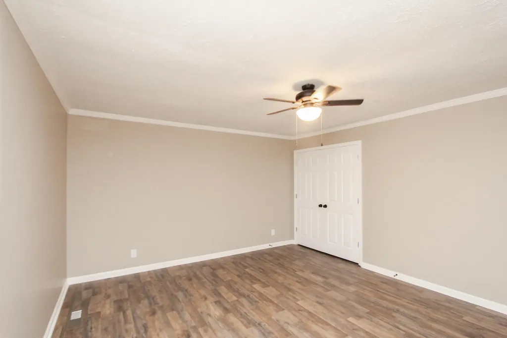 307 E Woodford Street Lawrenceburg KY 40342