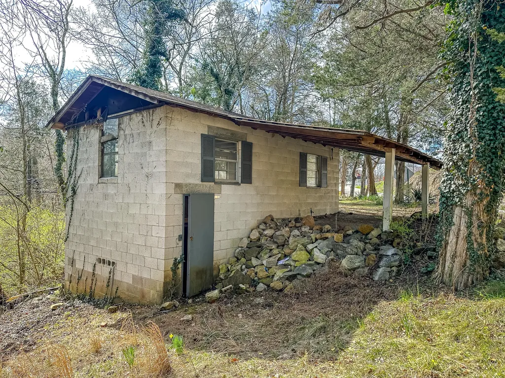 780 Richmond Street Mt Vernon KY 40456
