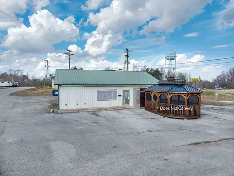 2129 Southern Highway Strunk KY 42649