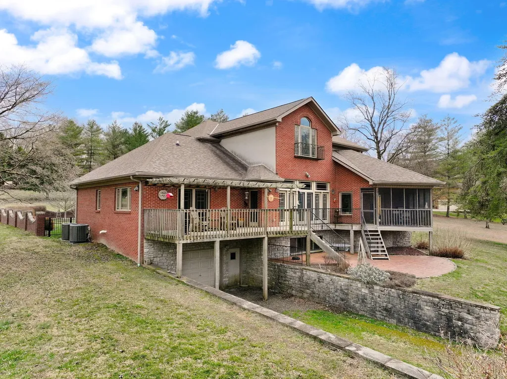 491 Pumphouse Road Somerset KY 42503