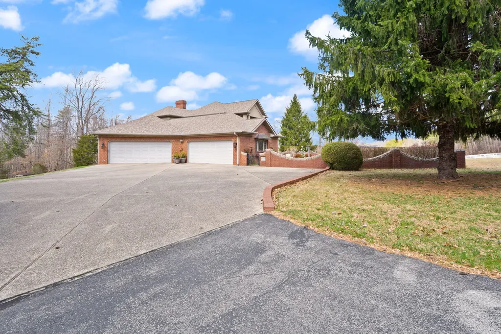 491 Pumphouse Road Somerset KY 42503