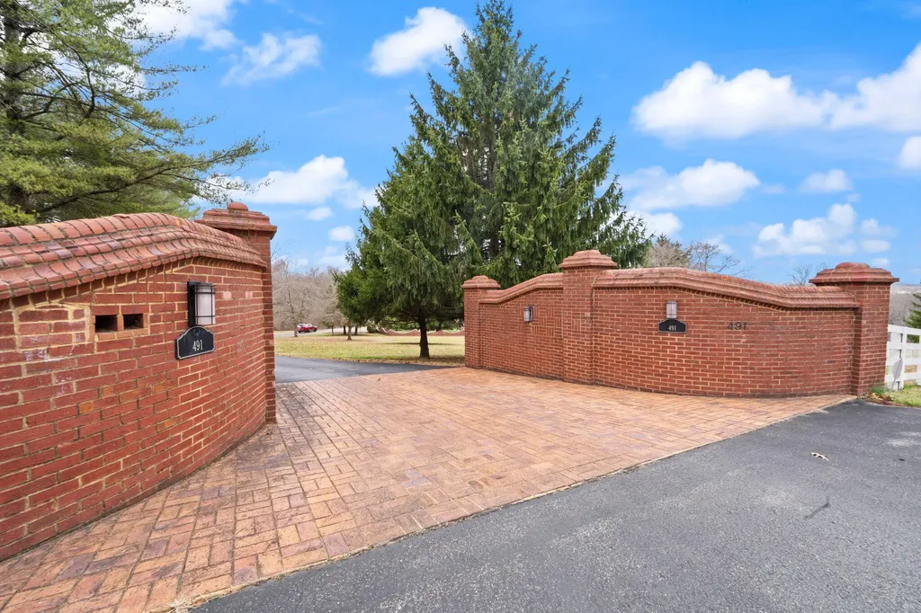 491 Pumphouse Road Somerset KY 42503