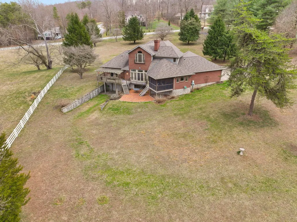 491 Pumphouse Road Somerset KY 42503