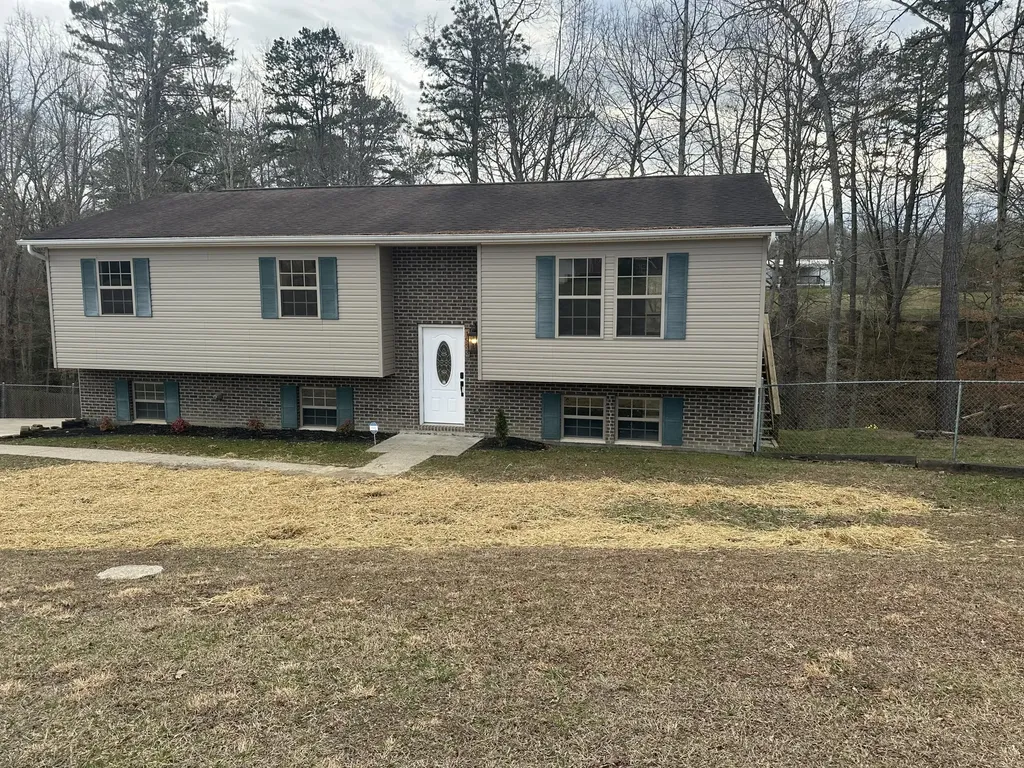 1933 Holly Grove Road Corbin KY 40701