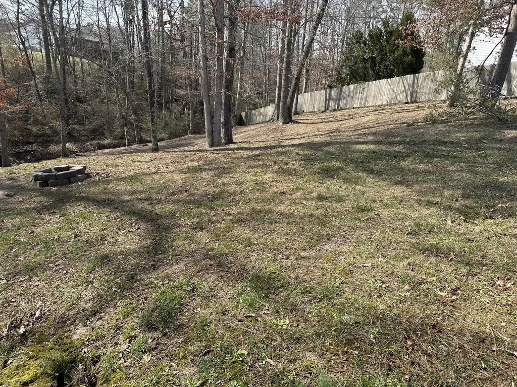 1933 Holly Grove Road Corbin KY 40701