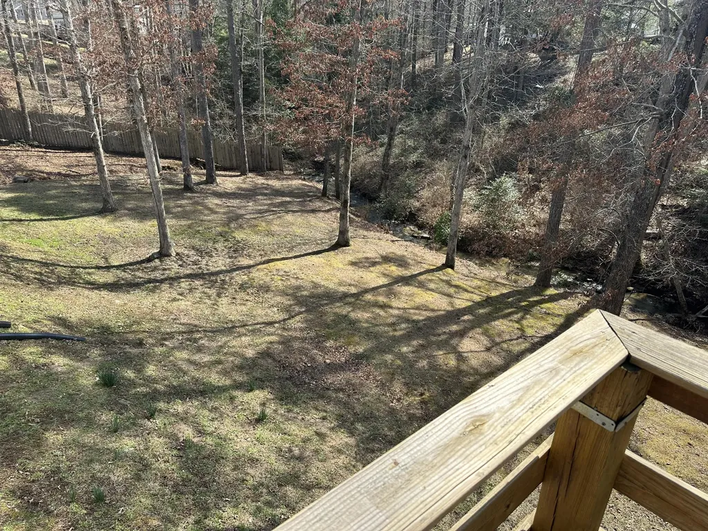 1933 Holly Grove Road Corbin KY 40701
