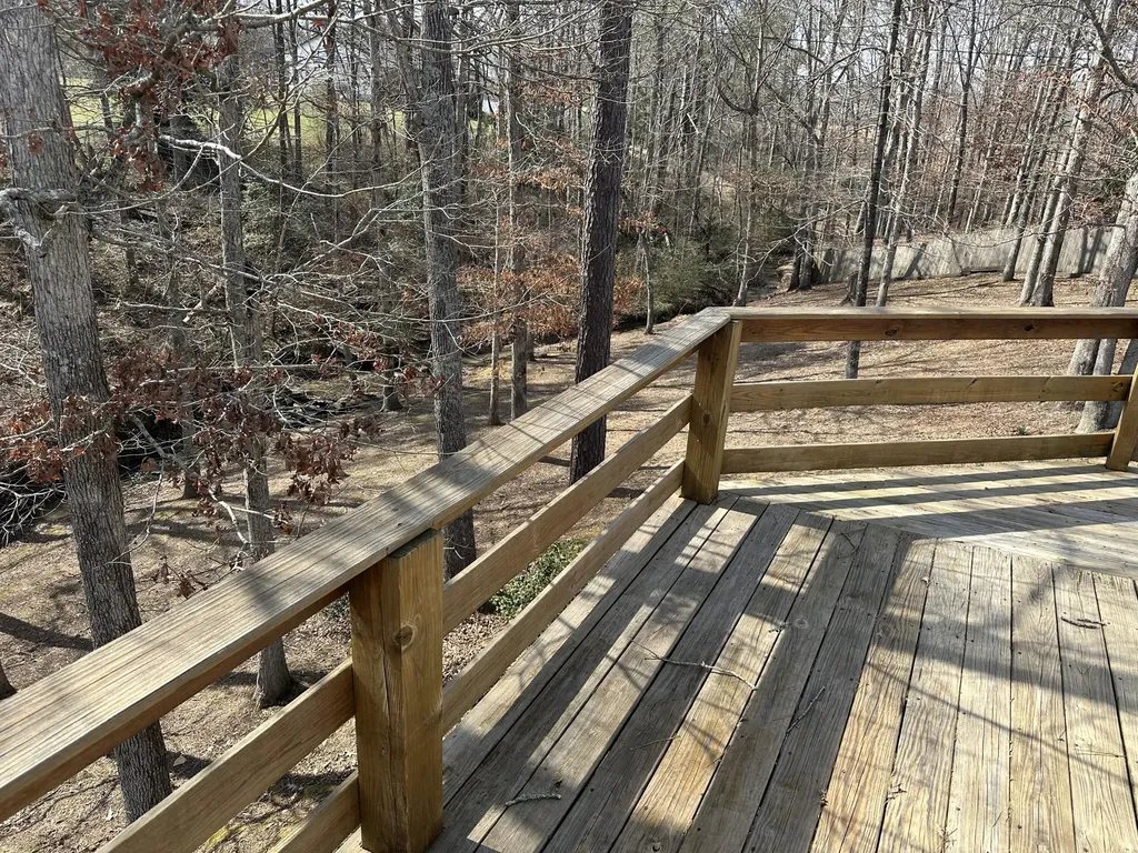 1933 Holly Grove Road Corbin KY 40701