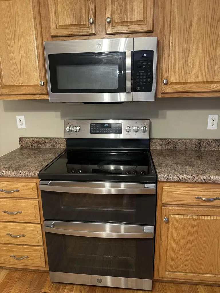 1933 Holly Grove Road Corbin KY 40701