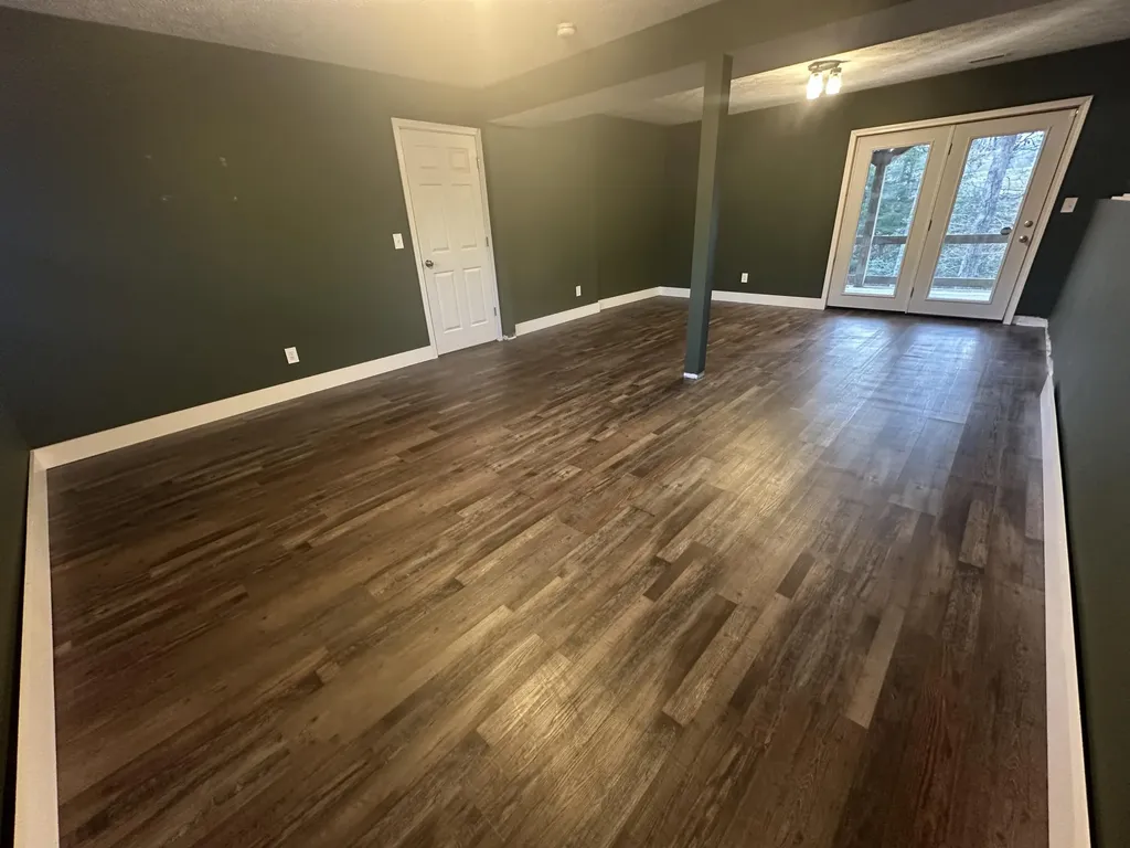 1933 Holly Grove Road Corbin KY 40701