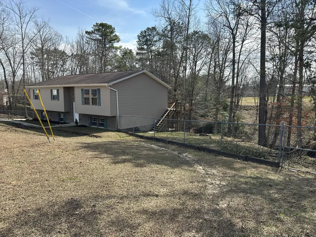 1933 Holly Grove Road Corbin KY 40701