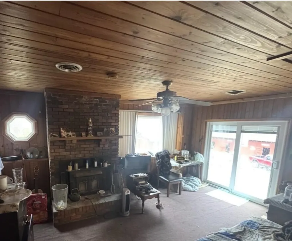 1267 Lower Taulbee Fork Road Vancleve KY 41385