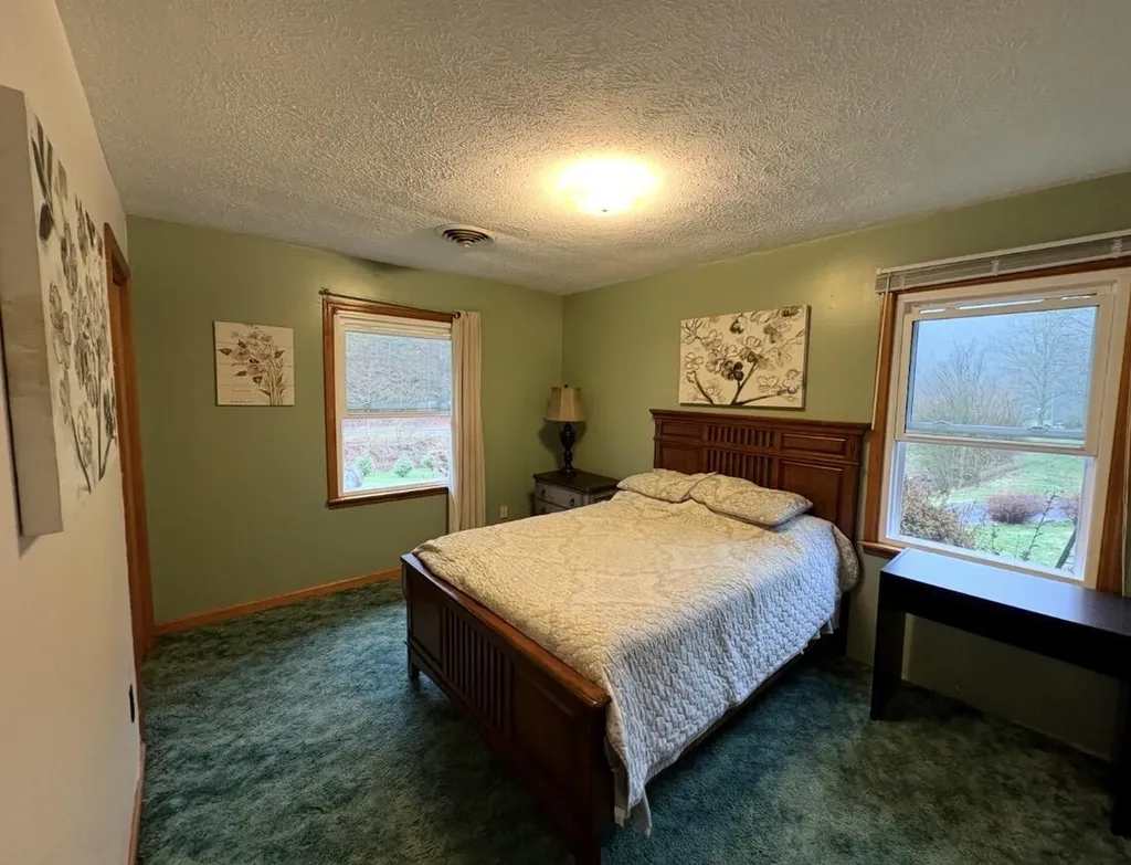 1267 Lower Taulbee Fork Road Vancleve KY 41385