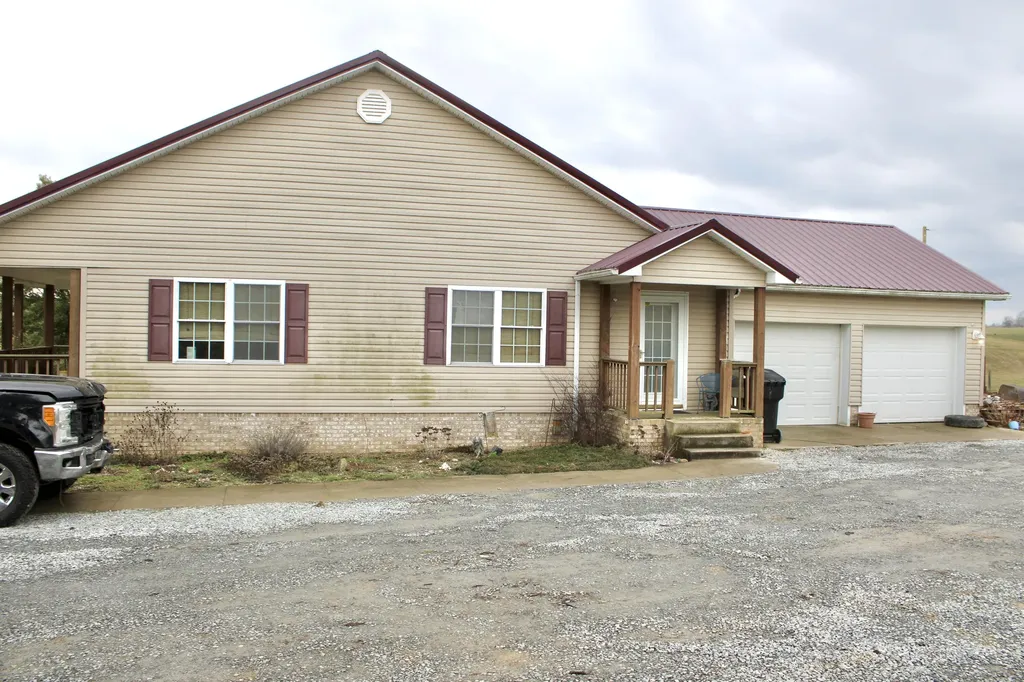 714 Cassidy Pike Ewing KY 41039