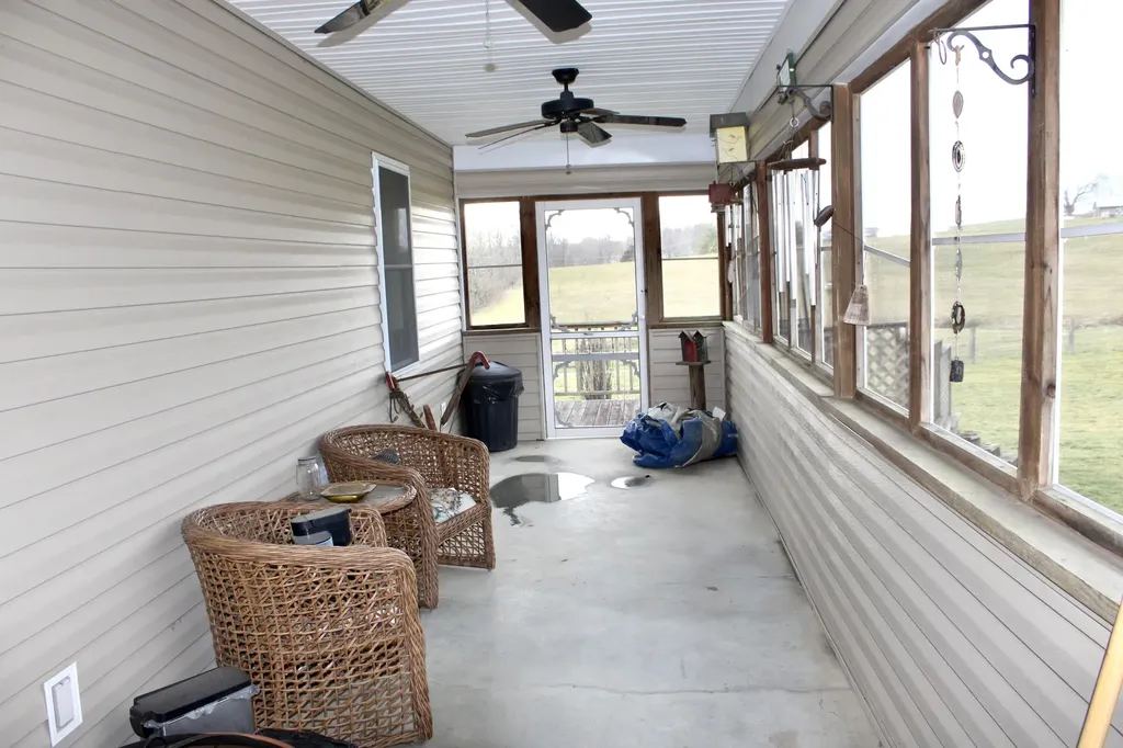 714 Cassidy Pike Ewing KY 41039