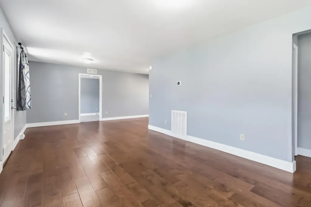 41 Valentine Branch Road Cannon KY 40923