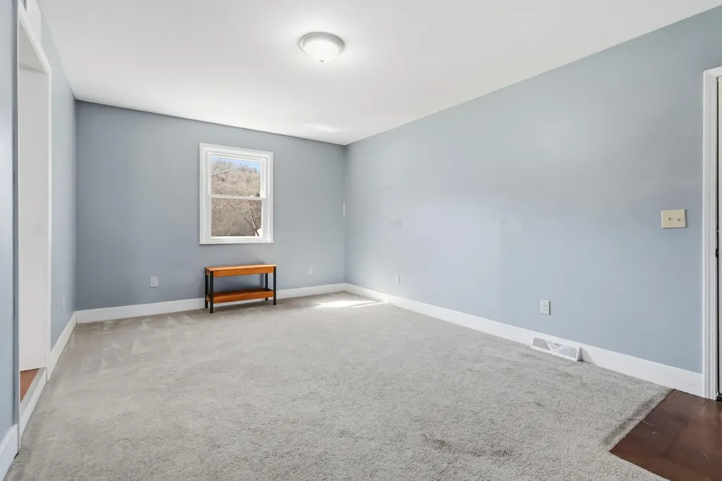 41 Valentine Branch Road Cannon KY 40923