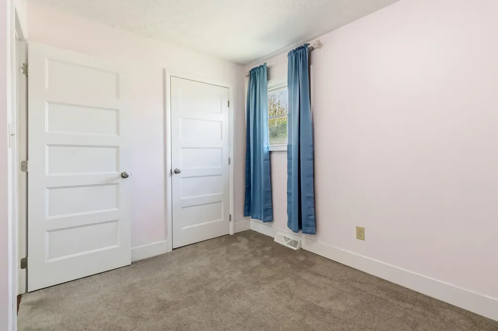 41 Valentine Branch Road Cannon KY 40923