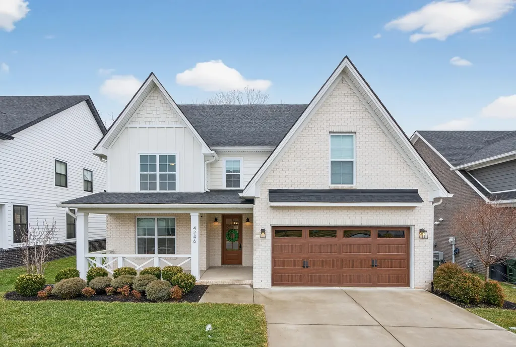 4246 Captains Court Lexington KY 40513