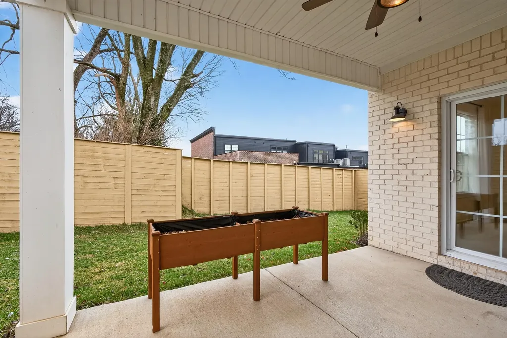 4246 Captains Court Lexington KY 40513