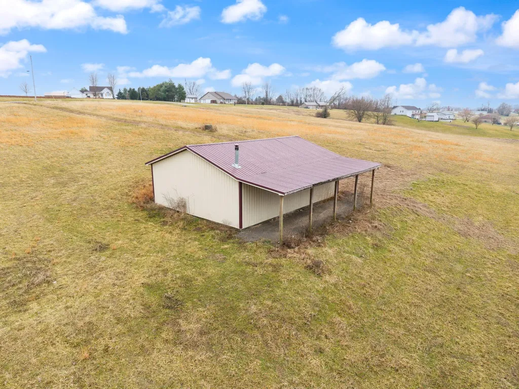 433 Lake View Road Ewing KY 41039