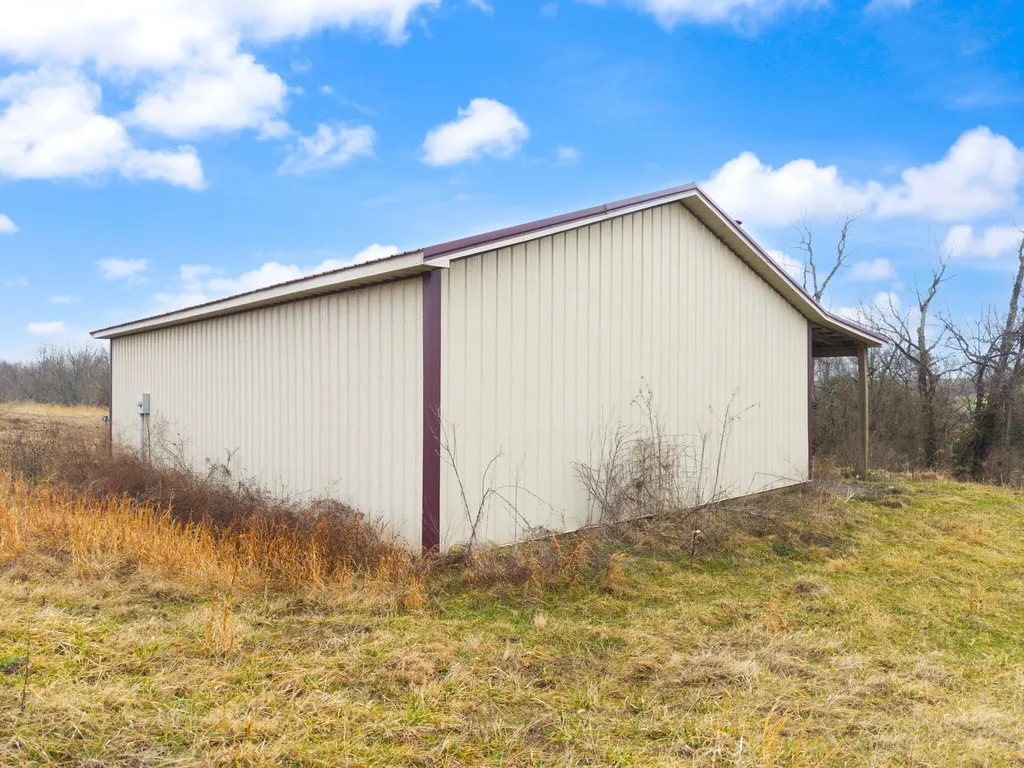 433 Lake View Road Ewing KY 41039