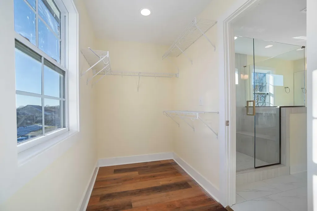 4049 Buttermilk Road Lexington KY 40509