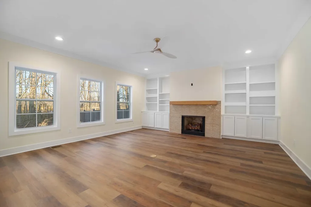 4049 Buttermilk Road Lexington KY 40509
