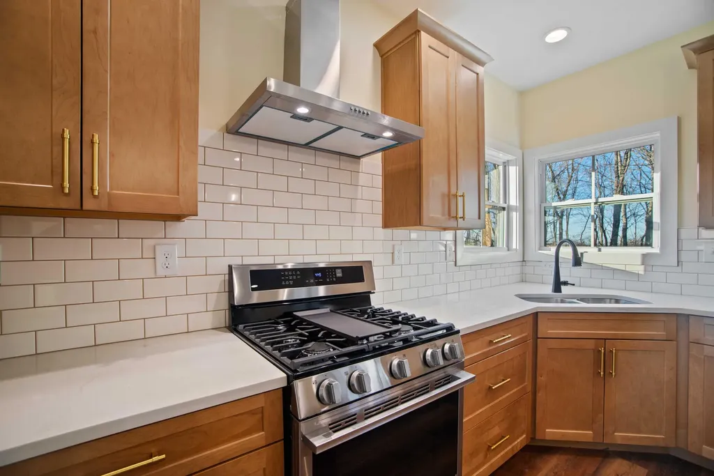 4049 Buttermilk Road Lexington KY 40509