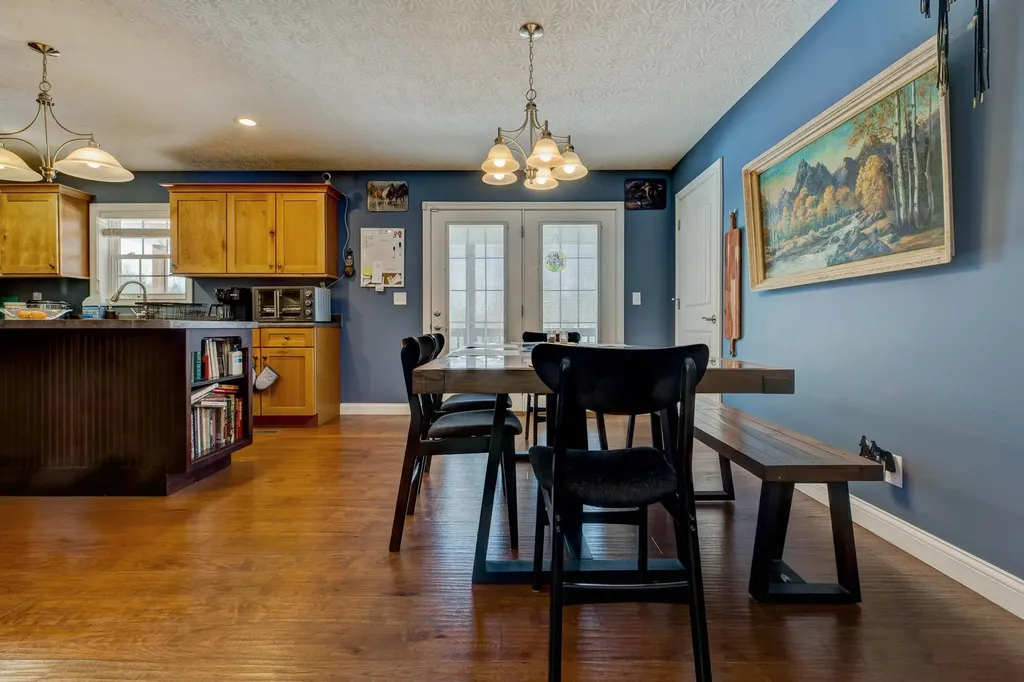 1051 State Highway 746 Wellington KY 40387