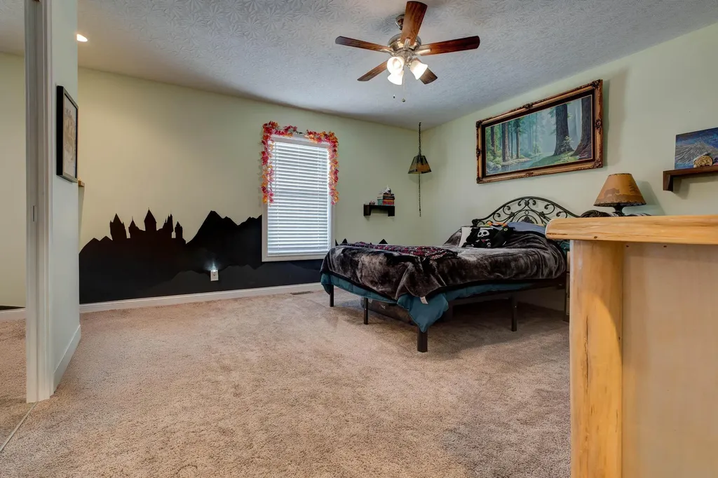 1051 State Highway 746 Wellington KY 40387