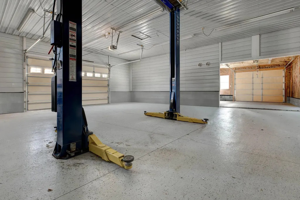 1051 State Highway 746 Wellington KY 40387