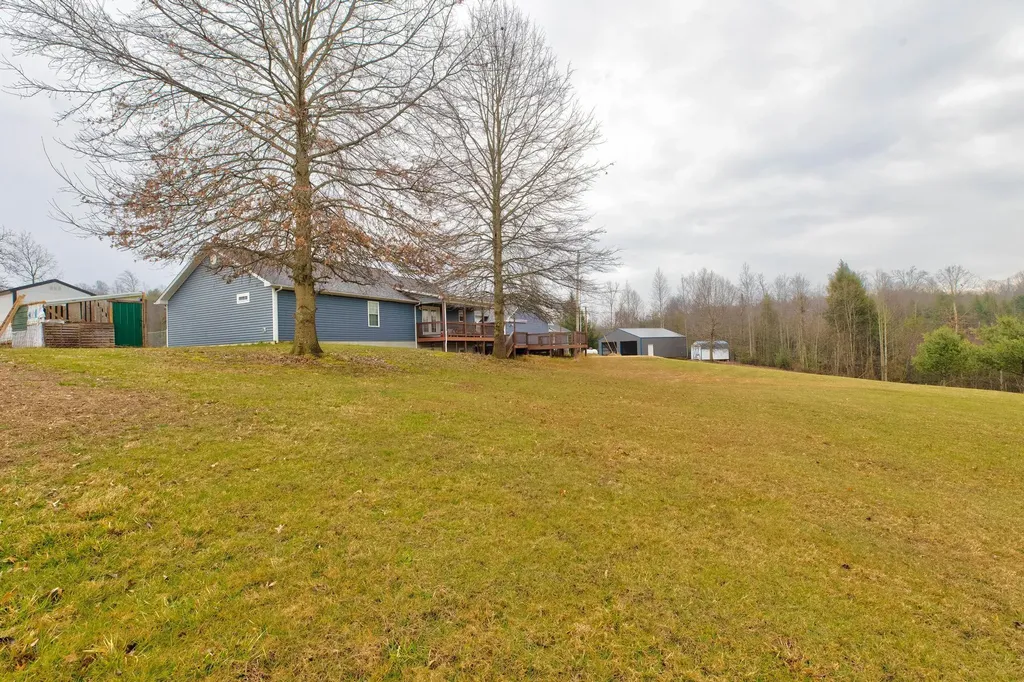 1051 State Highway 746 Wellington KY 40387