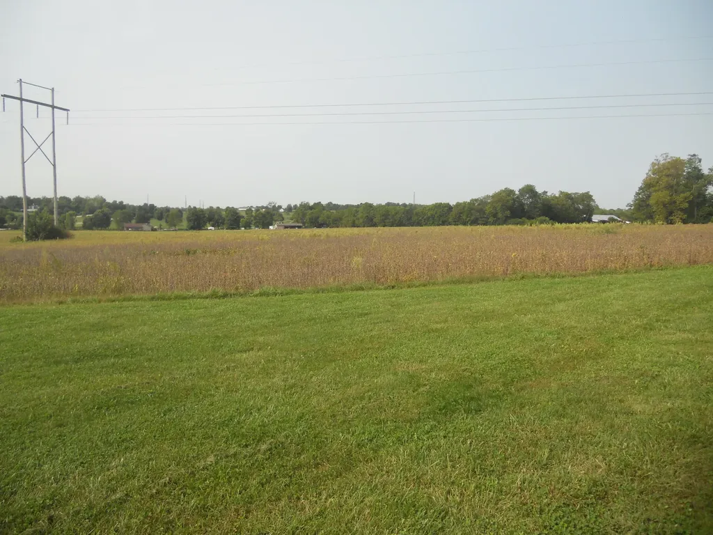 5420 Lexington Road Paris KY 40361
