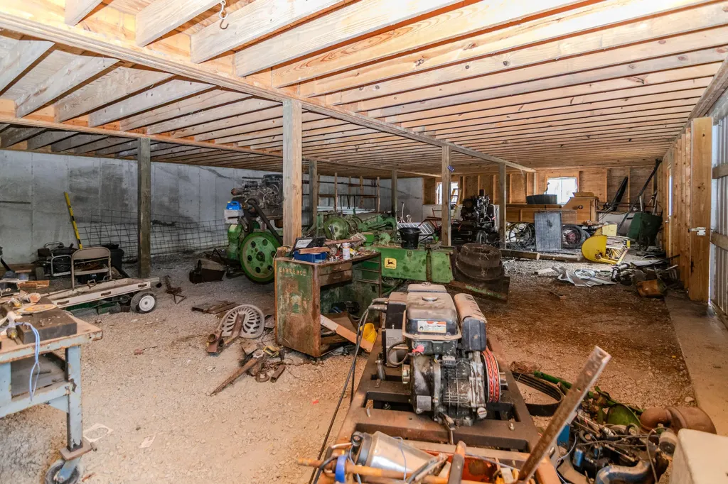 2700 Upper Sharpsburg Road Carlisle KY 40311