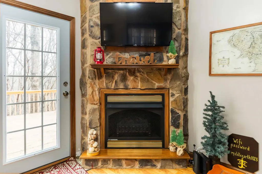 214 Enchanted Forest Way Burnside KY 42519